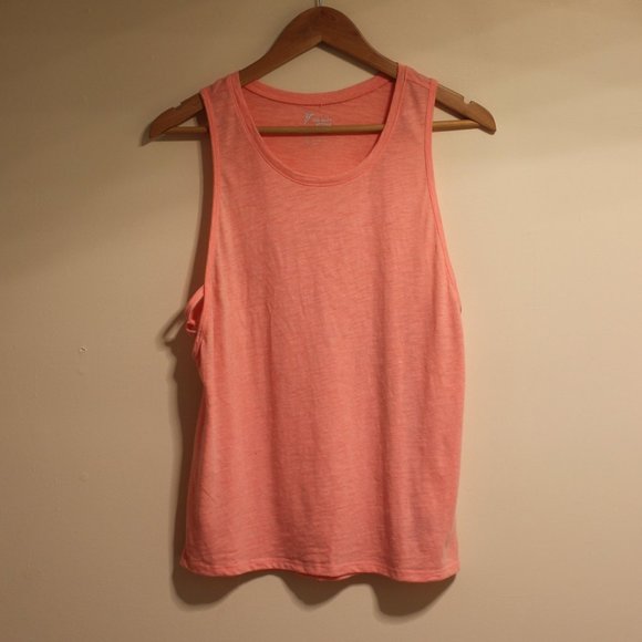 Old Navy Pink Activewear Tank Top - Picture 1 of 6